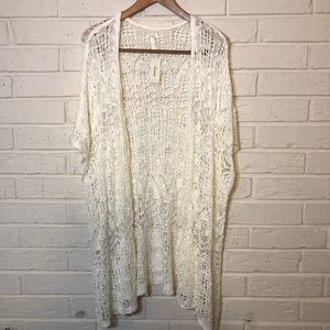Soma ivory open work crochet sweater cardigan wrap